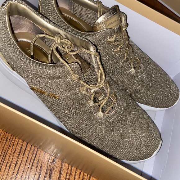 Gold sparkle Michael Kors sneakers - Picture 4 of 7